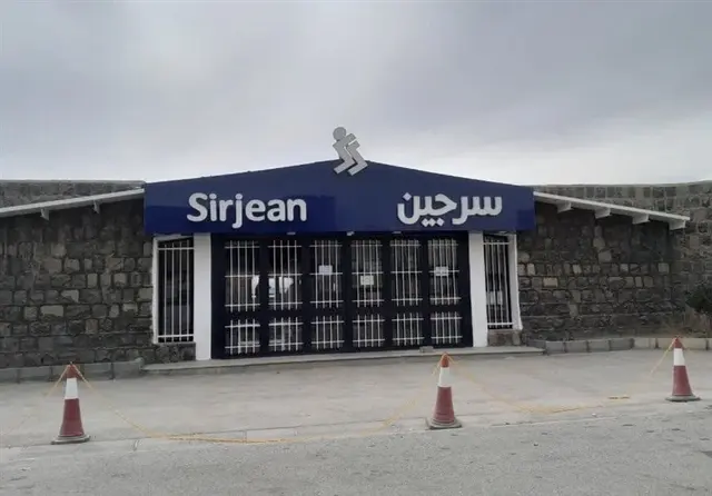 مصائب ناتمام کارخانه «سرجین‌بافت»/گره بانکی در «غول نساجی ایران»!