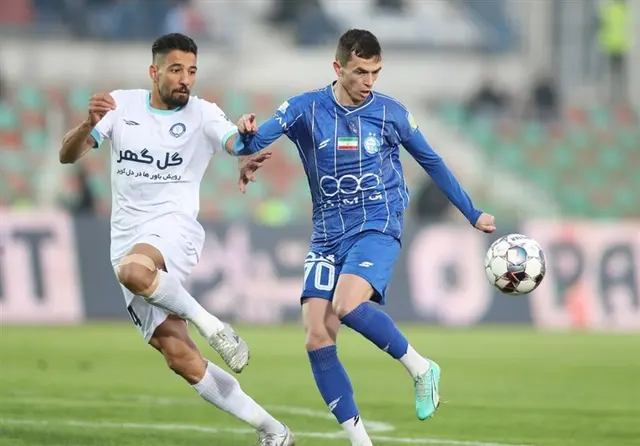 مصاف استقلال و پرسپولیس با کرمانی‌ها/ رحمتی و عالیشاه به آبی‌ها رسیدند