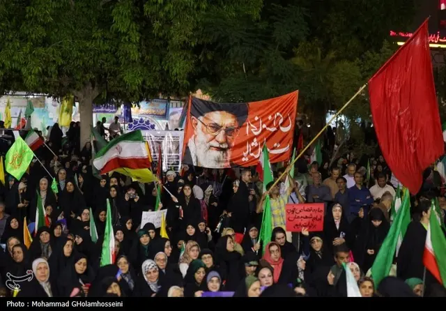 خیابان در مصاف