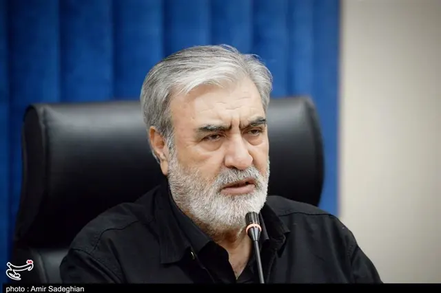 عزیزی: مشکل آمریکا با ما، دشمنی با ایران و ایرانی است