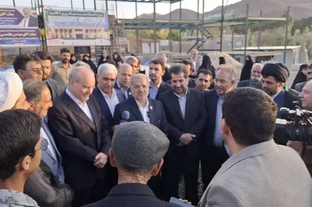 کاظمی: هنرستان و فضاهای ورزشی توسعه می‌یابد