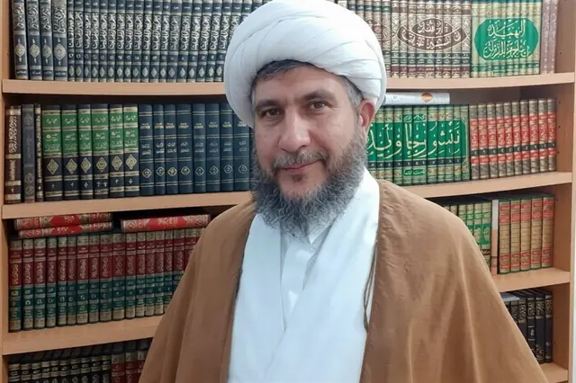 پاسخ صریح آیت الله خوانساری درباره بدعت «نماز قلبی»