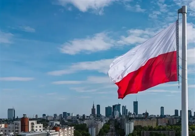 تشدید بحران سیاسی در لهستان؛ رئیسجمهور خواستار نشست اضطراری شد