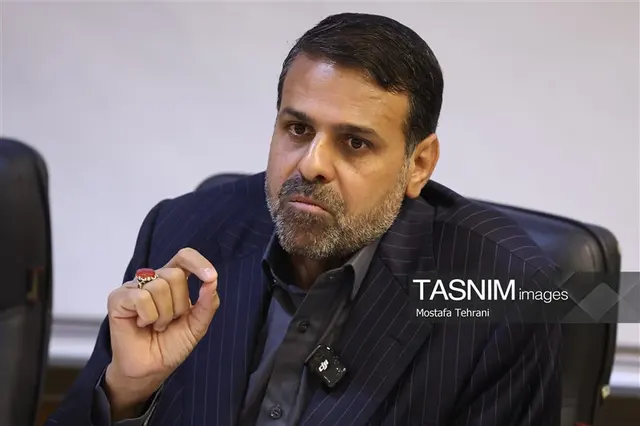 نادری: خونخواهی رهبر شهید نباید به شکاف داخلی منجر شود